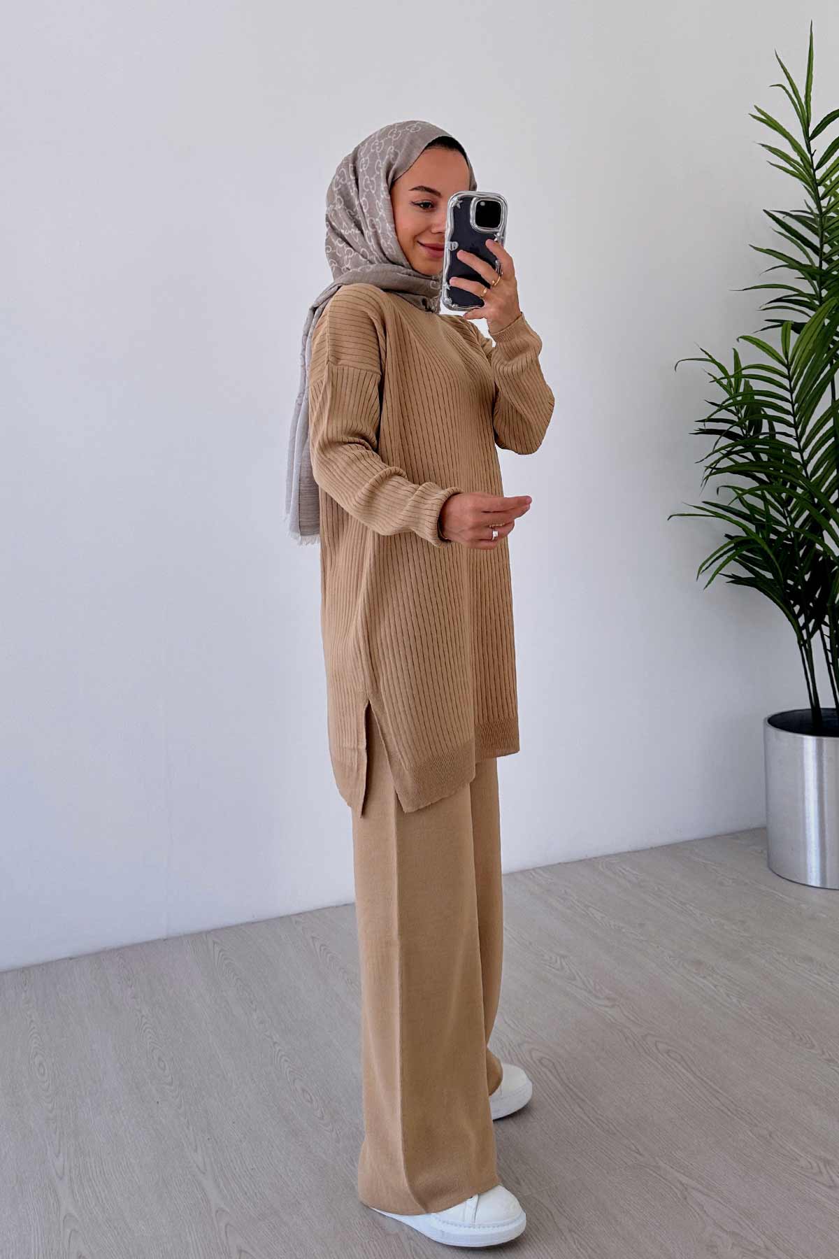 Anje Knitwear Suit - Camel