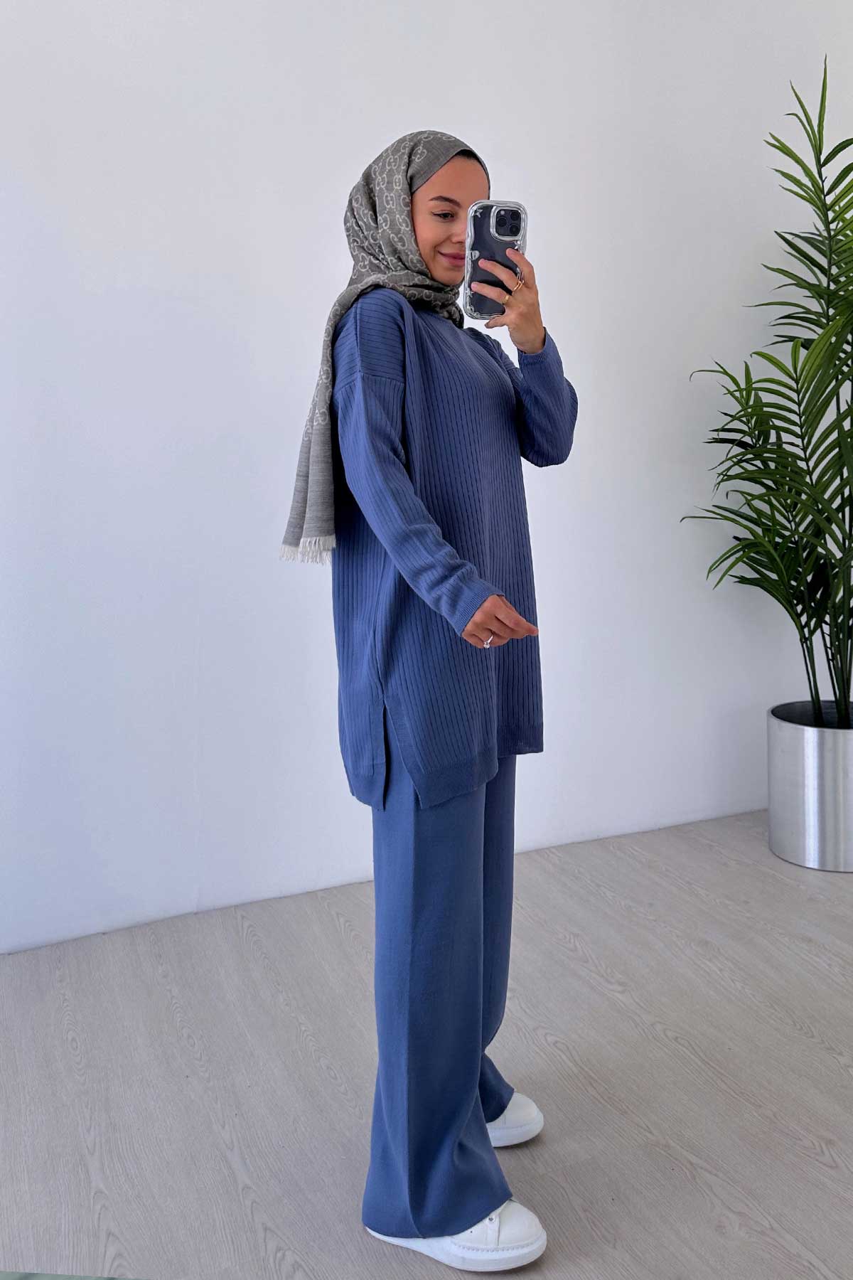 Anje Knitwear Suit - Blue