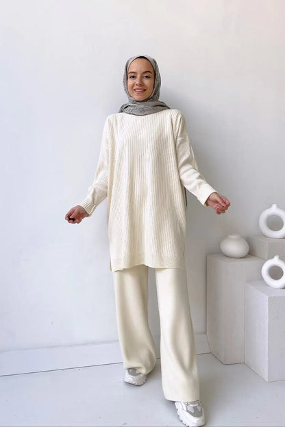 Anje Knitwear Suit - Beige