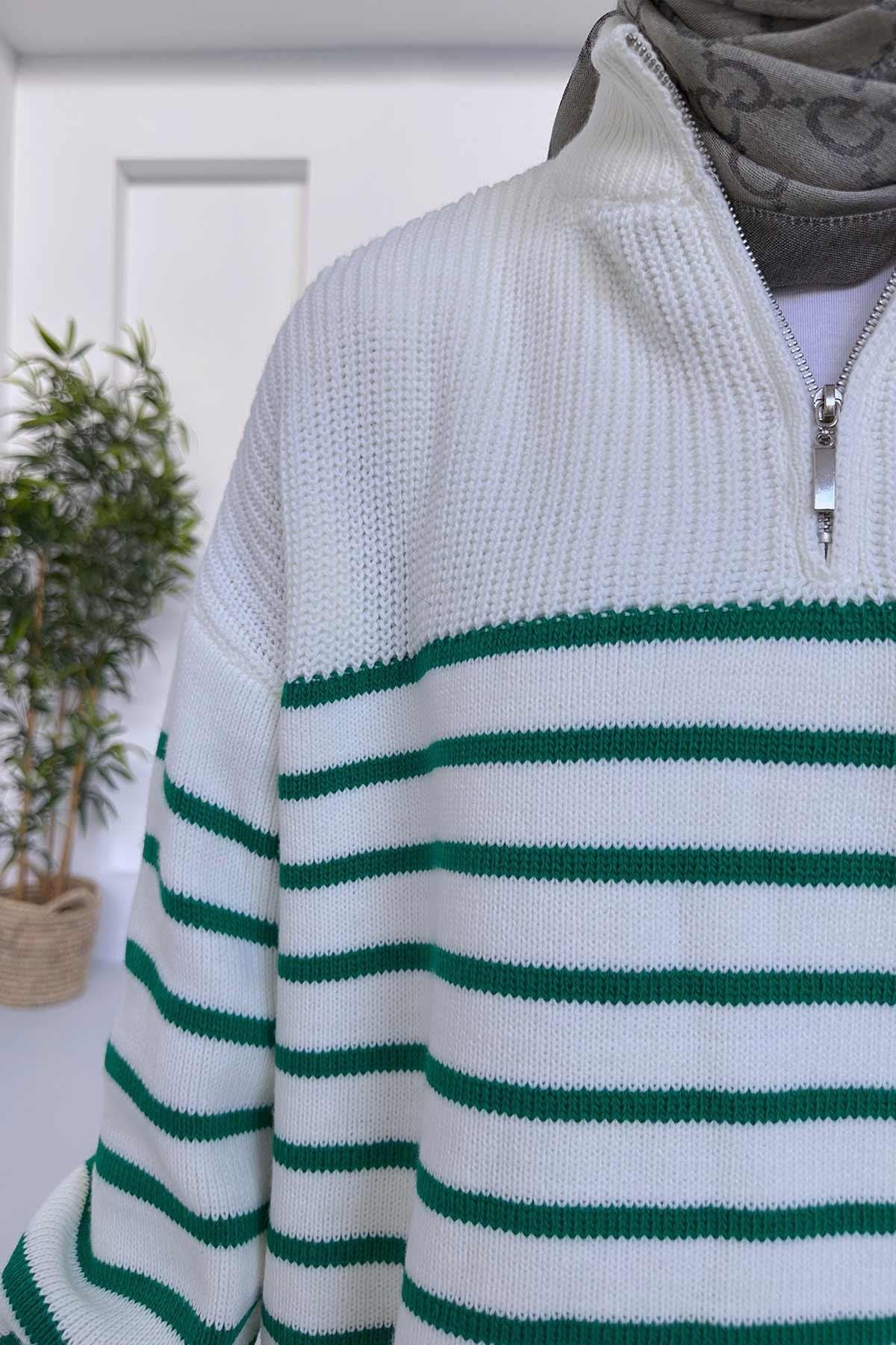 Collar Zipper Line Detail Knitwear Sweater - White/Green