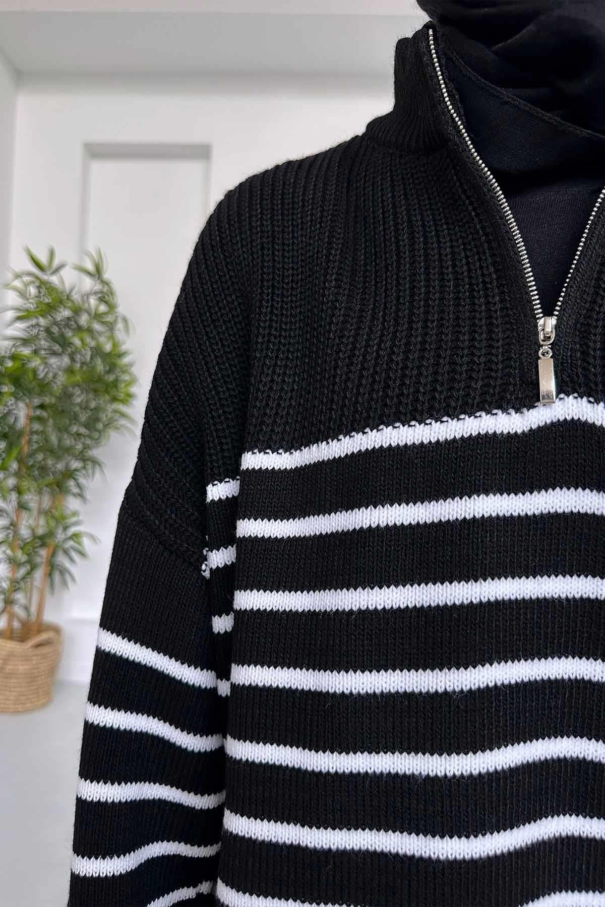 Collar Zipper Line Detail Knitwear Sweater - Black/White