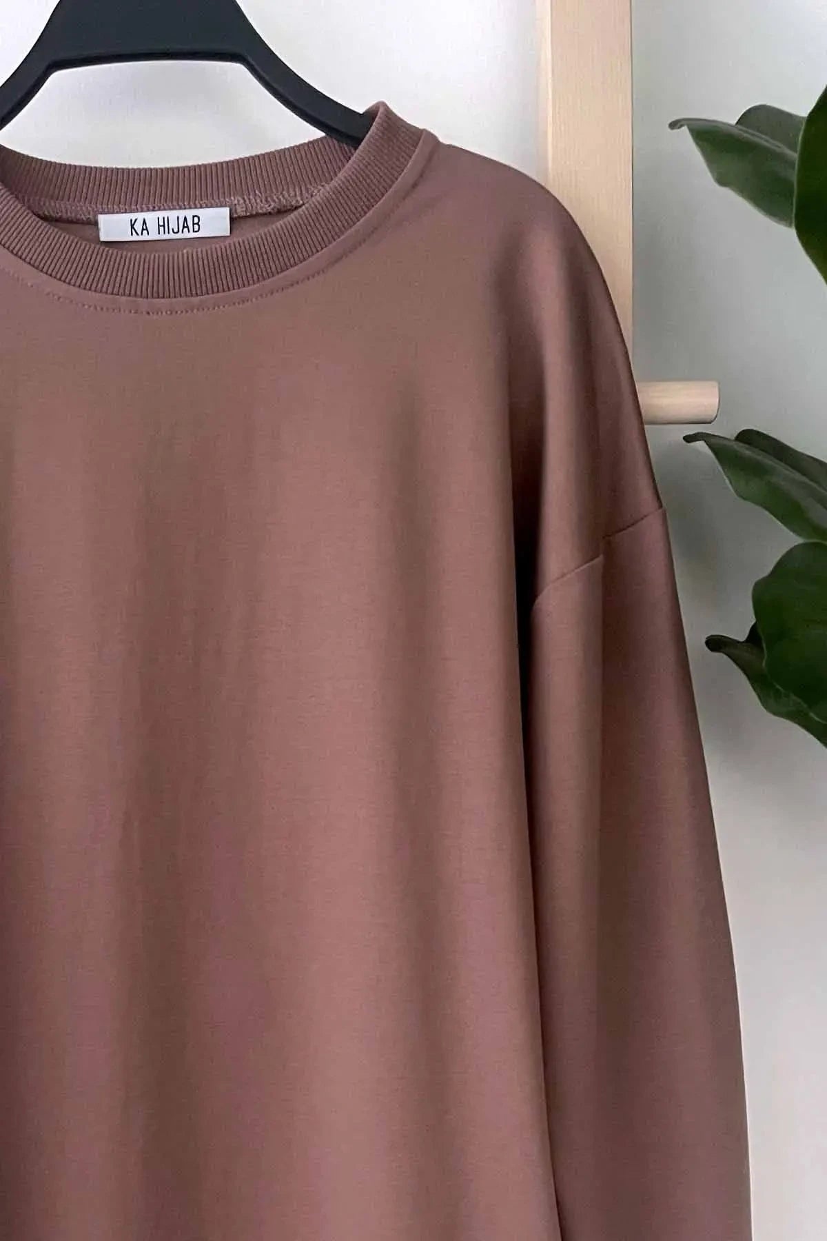 Basic Sweatshirt - Brown