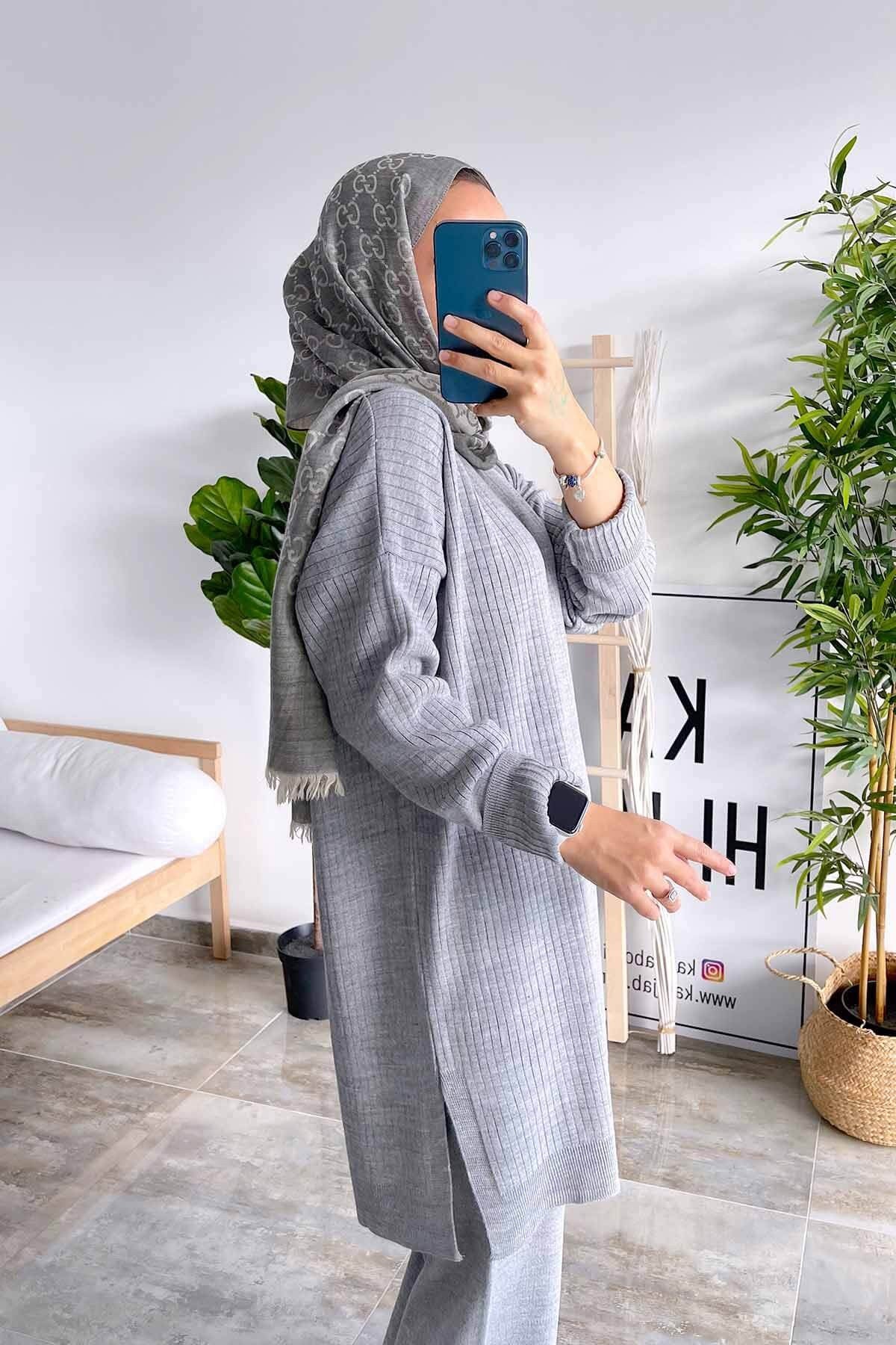 Anje Knitwear Suit - Grey