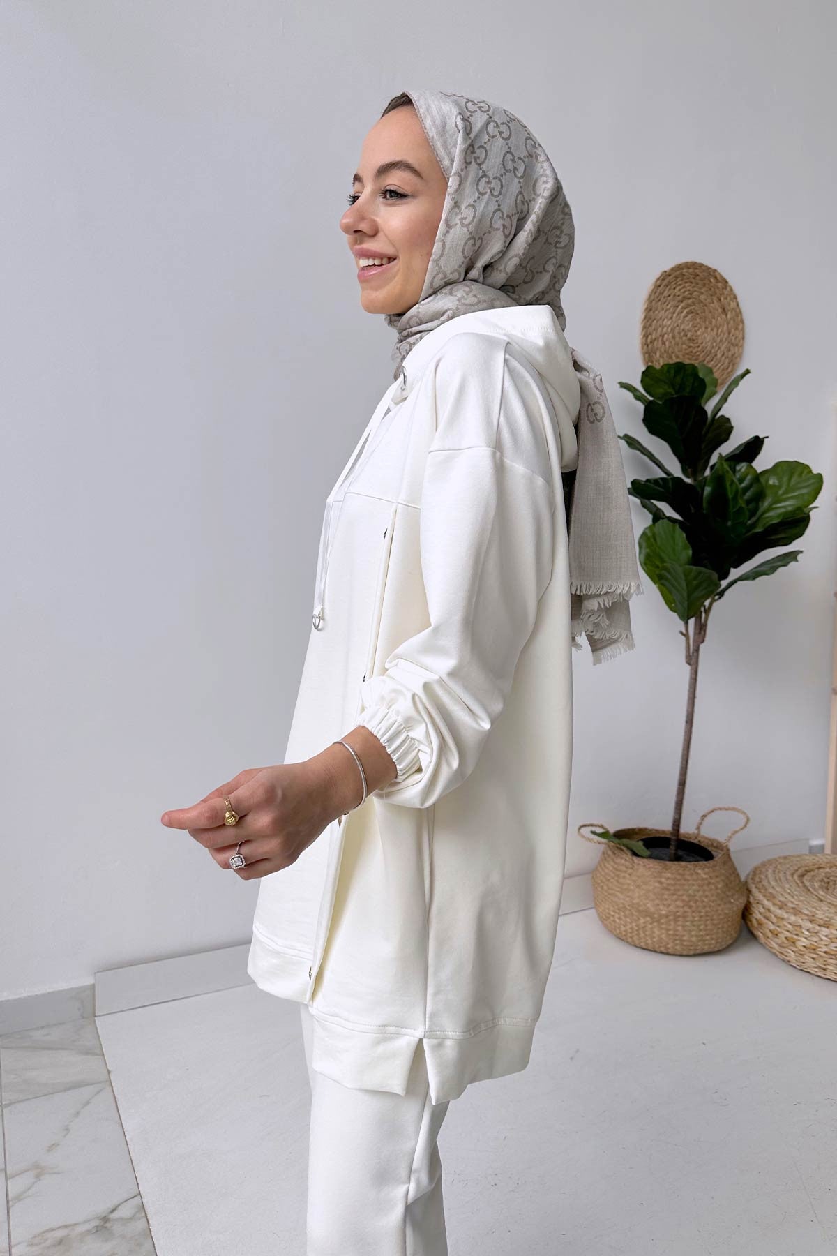 Star Hoodie Suit - White