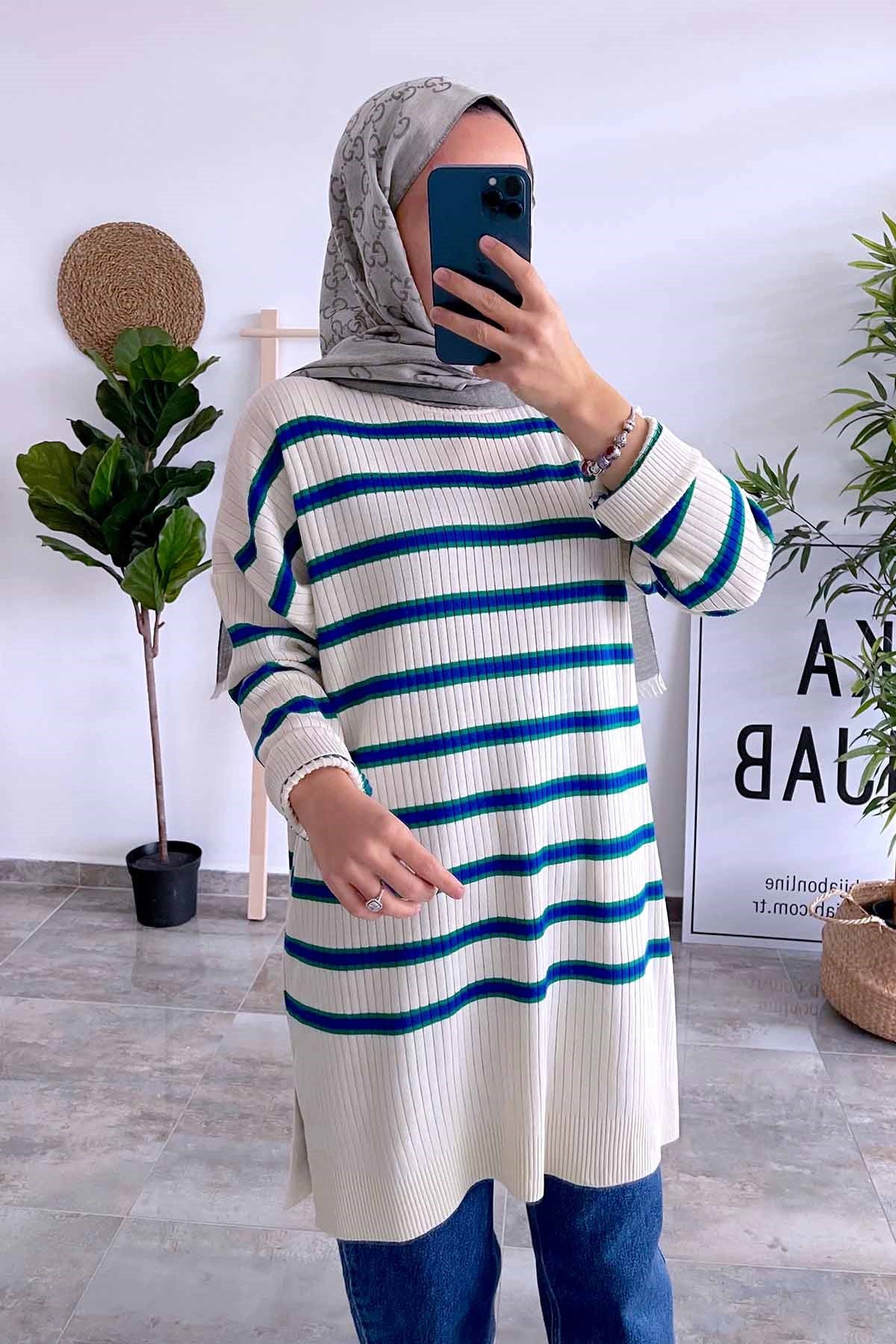 Lady Knitwear Tunic - Blue