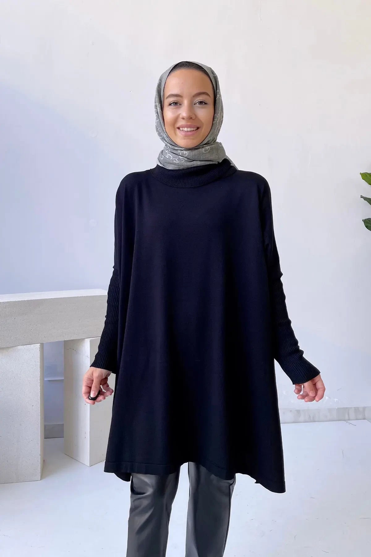 Oversize Mercerized Tunic - Black