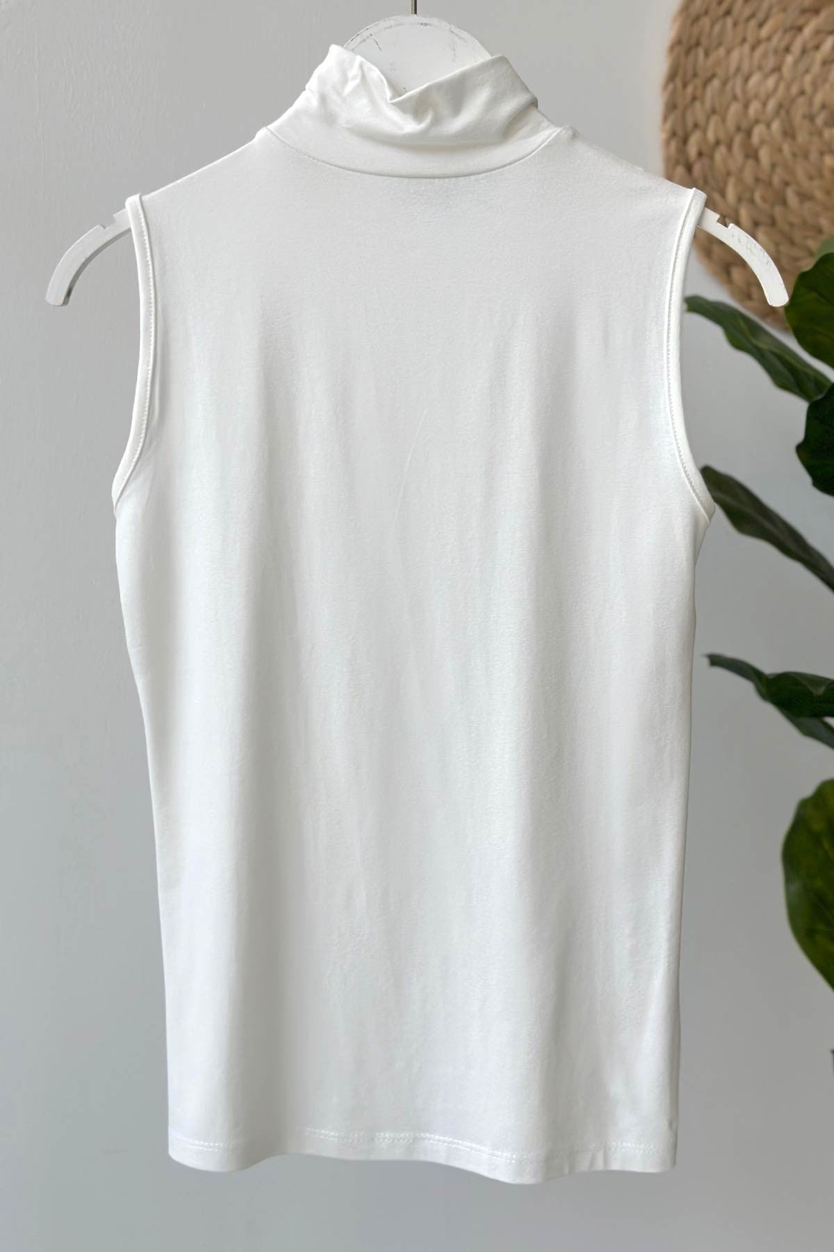 Lycra Turtleneck Tunic Underwear - White