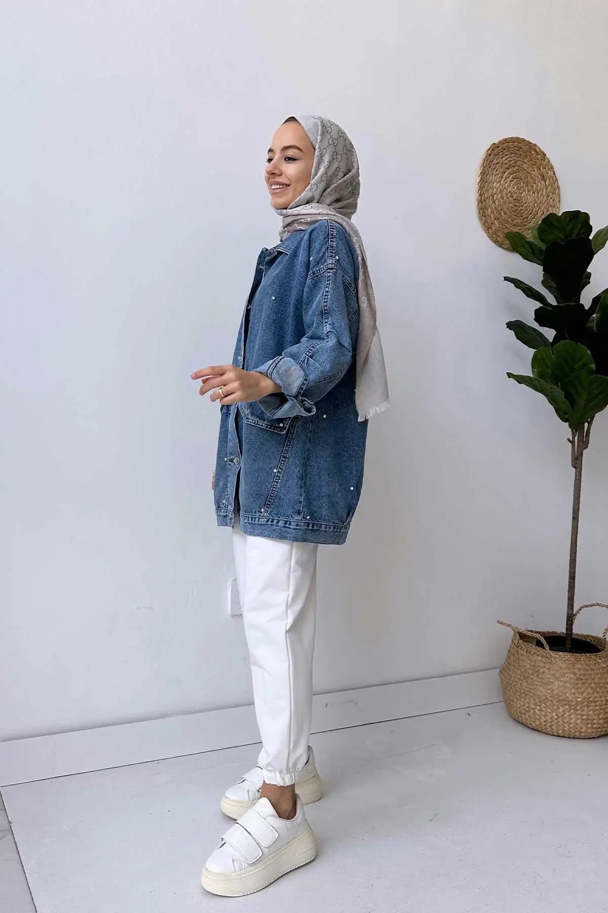 Denim Jacket with Double Pocket Stones - Blue