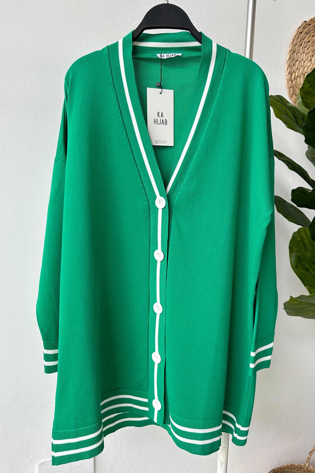 Line Detail Button Mercerized Cardigan - Green