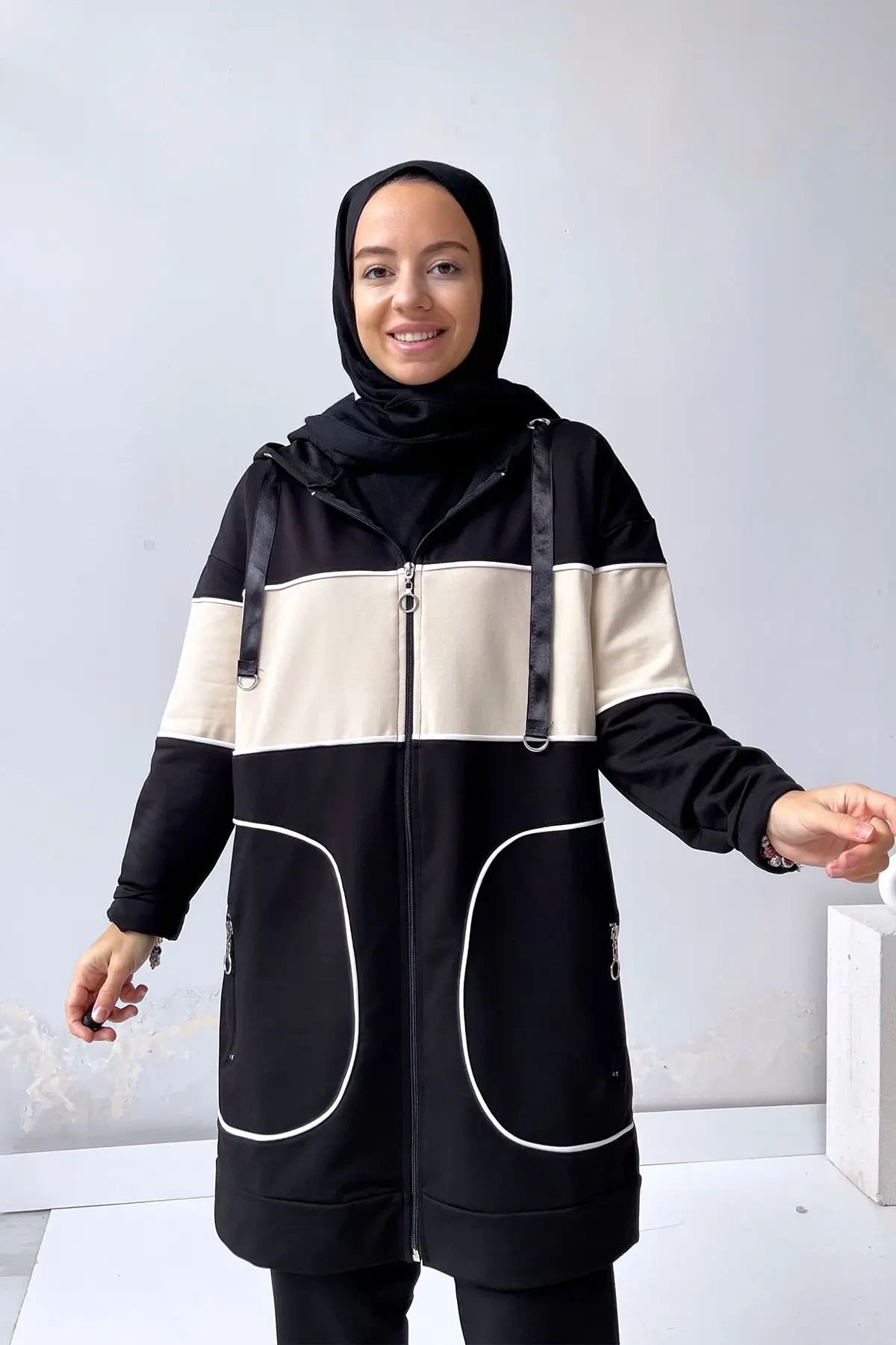 Hoodie Line Suit - Black